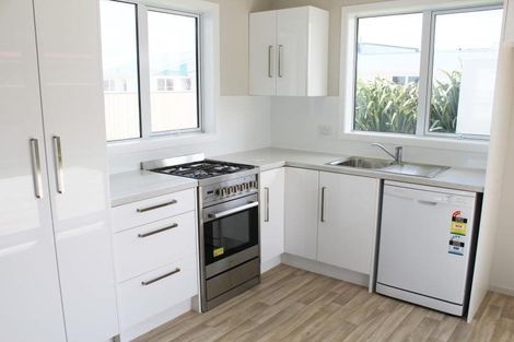 Photo of property in 30 Ihaia Road, Opunake, 4616