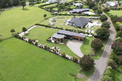 Photo of property in 24 Ivy Lane, Ohau, Levin, 5570