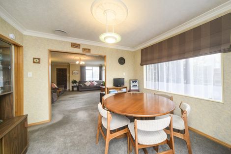 Photo of property in 73 Wood Street, Takaro, Palmerston North, 4410