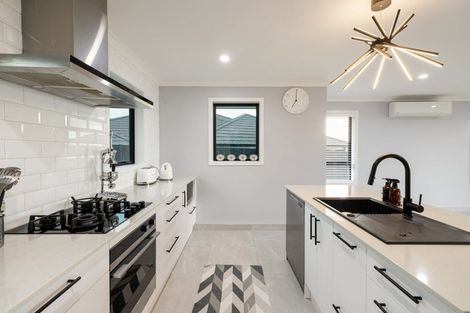 Photo of property in 20 Rose Berry Crescent, Flagstaff, Hamilton, 3210