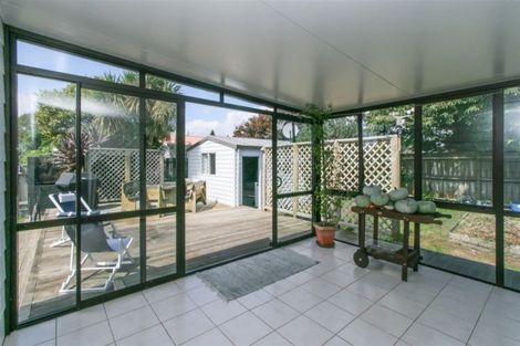 Photo of property in 73 Rewa Street, Inglewood, 4330
