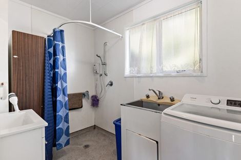 Photo of property in 1 Ronald Avenue, Glenbrook, Waiuku, 2681