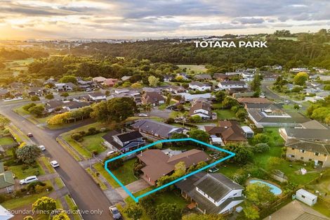 Photo of property in 8 Kuripaka Crescent, The Gardens, Auckland, 2105