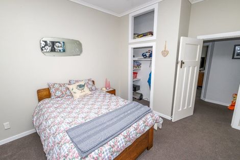 Photo of property in 190 Derwent Street, Island Bay, Wellington, 6023