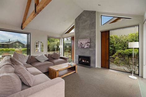 Photo of property in 5 Glengarry Court, Jacks Point, Queenstown, 9371