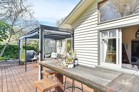 Photo of property in 237 Waimea Terrace, Beckenham, Christchurch, 8023