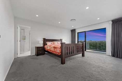 Photo of property in 16 Wheriko Avenue, Glenbrook, 2681