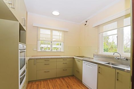 Photo of property in 42a Avondale Road, Taradale, Napier, 4112