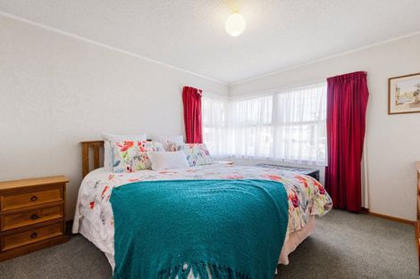 Photo of property in 30 Garden Heights Avenue, Glenview, Hamilton, 3206