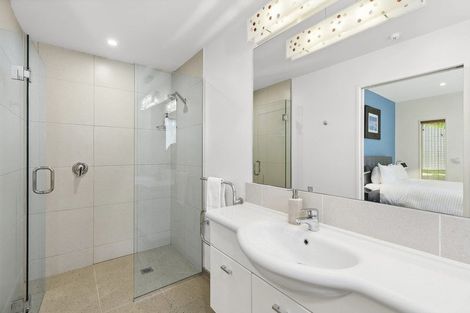 Photo of property in Maple Lodge, 56 Halliday Road, Wanaka, 9382