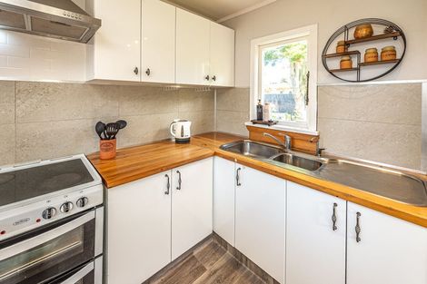 Photo of property in 36 Lewis Avenue, Aramoho, Whanganui, 4500