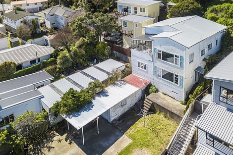 Photo of property in 88a Mana Esplanade, Paremata, Porirua, 5026