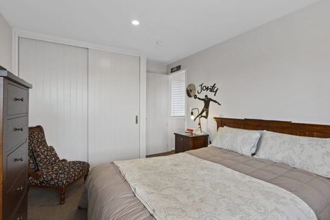 Photo of property in 152 Wairakei Road, Bryndwr, Christchurch, 8053
