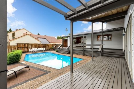 Photo of property in 18 Silva Crescent, Riverlea, Hamilton, 3216