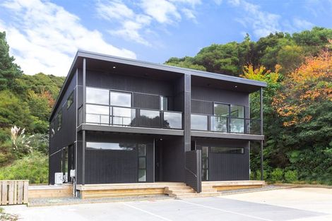 Photo of property in 9 Hastings Grove, Wainuiomata, Lower Hutt, 5014