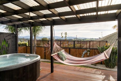 Photo of property in 11 Holyoake Terrace, Omokoroa, 3114