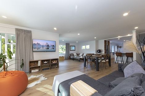 Photo of property in 4 Bethells Road, Waitakere, Auckland, 0816