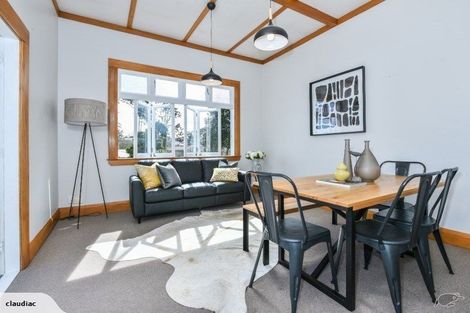 Photo of property in 20 Evans Road, Glen Eden, Auckland, 0602