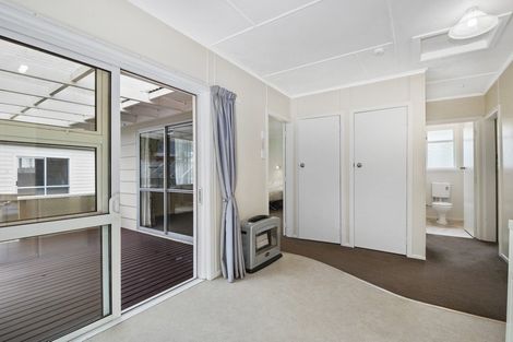 Photo of property in 228 Balmoral Drive, Tokoroa, 3420