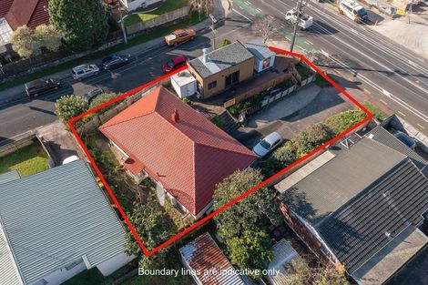 Photo of property in 1/174 Lake Road, Northcote, Auckland, 0627