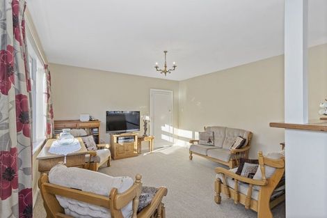 Photo of property in 105 Mcfaddens Road, St Albans, Christchurch, 8052