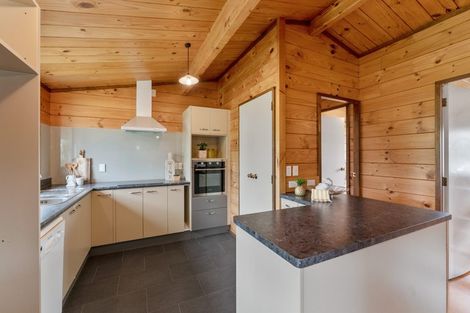 Photo of property in 29 Kirk Street, Otaki, 5512