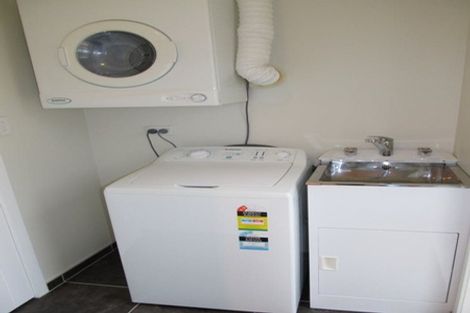 Photo of property in 4 Melville Street, Tawa, Wellington, 5028