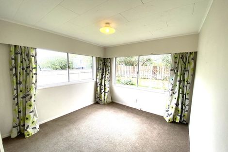 Photo of property in 2/1 Proctor Lane, Tawa, Wellington, 5028