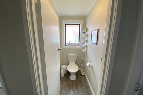 Photo of property in 6 Doon Street, Vauxhall, Dunedin, 9013