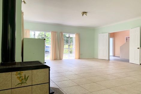 Photo of property in 150 Nixon Road, Taupaki, Henderson, 0782