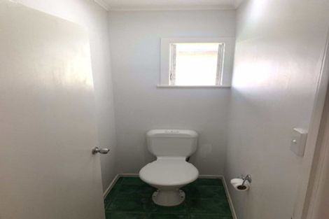 Photo of property in 31 Rosalind Road, Glenfield, Auckland, 0629