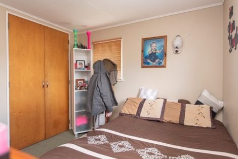 Photo of property in 15 Egmont Place, Westbrook, Palmerston North, 4412