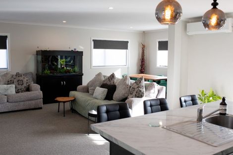 Photo of property in 4 Ash Close, Levin, 5510