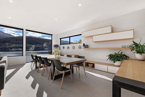 Photo of property in 594 Peninsula Road, Kelvin Heights, Queenstown, 9300