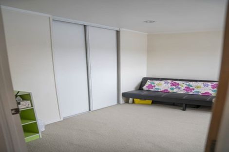 Photo of property in 13 Gala Place, Henderson, Auckland, 0612