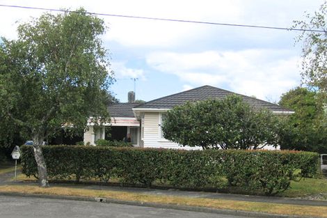 Photo of property in 8 Ross Grove, Trentham, Upper Hutt, 5018