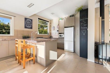 Photo of property in 48 Queens Avenue, Waikuku Beach, 7402