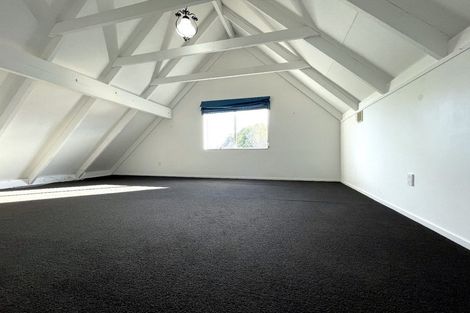 Photo of property in 15 Dalwhinnie Parade, Highland Park, Auckland, 2010