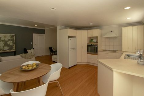 Photo of property in 21 Milton Road, Bluff Hill, Napier, 4110