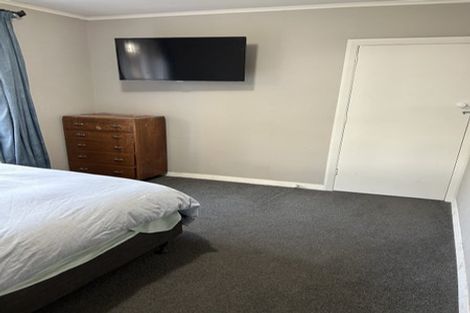 Photo of property in 33 Guildford Street, Burnside, Christchurch, 8053