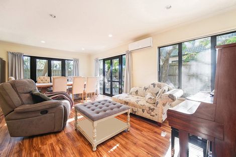 Photo of property in 19 Whitbourne Heights, Manurewa, Auckland, 2105