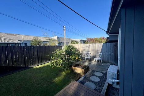 Photo of property in 1/48 Taharoto Road, Takapuna, Auckland, 0622