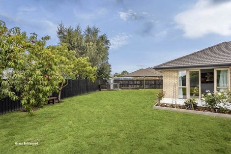 Photo of property in 7 Ambrose Place, Rangiora, 7400