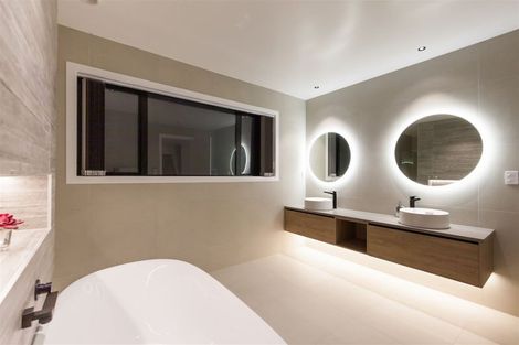 Photo of property in 6 Kina Place, Long Bay, Auckland, 0630