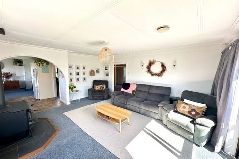 Photo of property in 225 Clyde Street, Balclutha, 9230