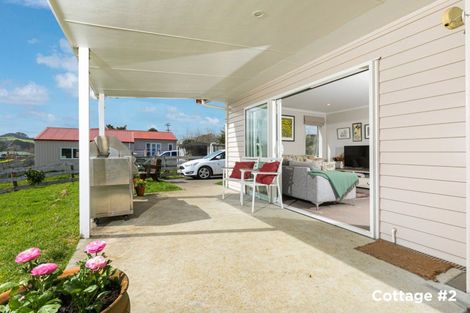Photo of property in 76 Muriwai Road, Muriwai, 0881
