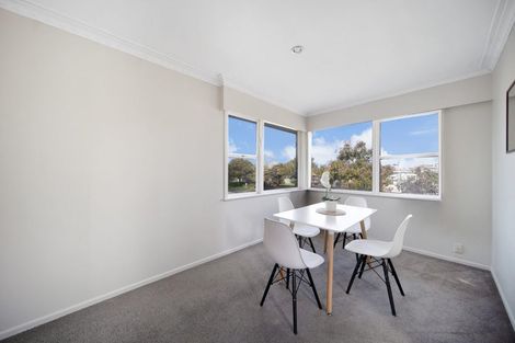 Photo of property in 12 Ronald Place, Manurewa, Auckland, 2102