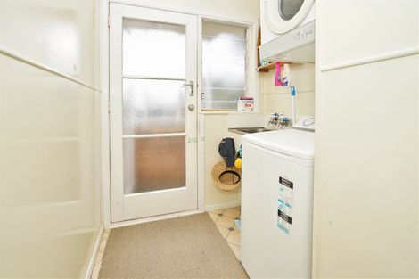 Photo of property in 16a Eton Drive, Hillcrest, Hamilton, 3216