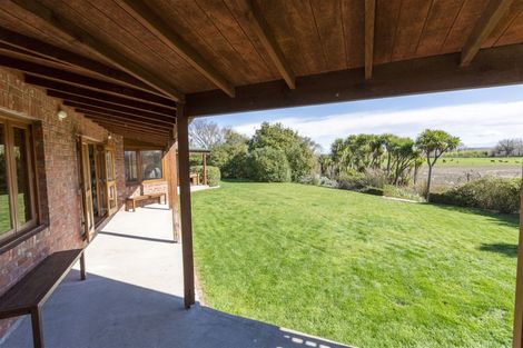 Photo of property in 62 Queens Avenue, Waikuku Beach, 7402