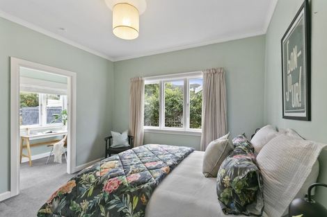 Photo of property in 15 Hathaway Avenue, Karori, Wellington, 6012